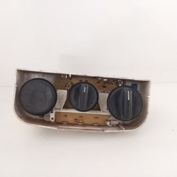 Comando Ar S/ Ar Condicionado Saveiro G3/g4 Retirada De Peça