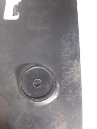 PARABARRO TRASEIRO DIR. PARTE TRÁS  MEGANE GT 07/ 13 DETALHE