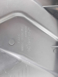 DEFLETOR DIREITO RADIADOR HYUNDAI IX35 2011 A 2015 DETALHE