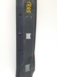 ALMA LÂMINA PARACHOQUE TRAS CORSA HACHT 95/10 DETALHE 