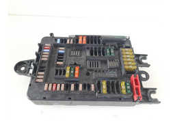 Caixa De Fusível Bmw 320i 2013 A 2015 926111103