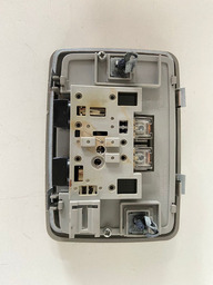 LUZ DE TETO CORTESIA GM CAPTIVA 2008 A 2015 PEQUENO DETALHE