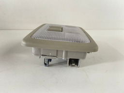 LUZ DE TETO CORTESIA GM CAPTIVA 2008 A 2015 PEQUENO DETALHE