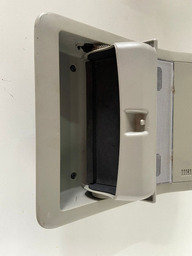 LUZ TETO CORTESIA PORTA ÓCULOS GM CAPTIVA 2008/2015 DETALHE