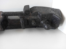 ABSORVEDOR DE IMPACTO DIANTEIRO POLO VIRTUS 17 A 21 DETALHE