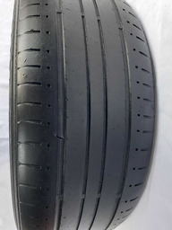 PNEU KUMHO SOLUS 225/50R17 94V MAIOR DESGASTE DE UM LADO