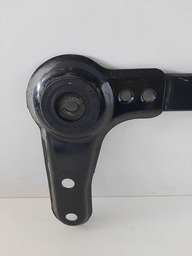 TRAVESSA INFERIOR RADIADOR NISSAN SENTRA 2008 A 2013 