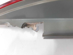 LANTERNA DIREITA I30 2008 A 2012 AVARIA NA FIXAÇAO 