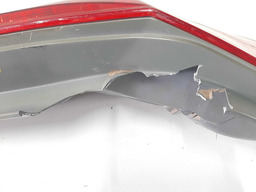 LANTERNA DIREITA I30 2008 A 2012 AVARIA NA FIXAÇAO 