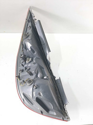 LANTERNA DIREITA I30 2008 A 2012 AVARIA NA FIXAÇAO 