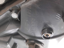 LANTERNA DIREITA I30 2008 A 2012 AVARIA NA FIXAÇAO 