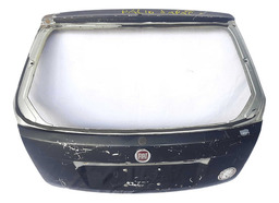 Tampa Traseira Fiat Palio Sapao 2004 A 2015 