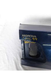 TAMPA TRASEIRA CIVIC 1999 A 2000 DETALHE 