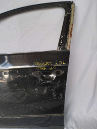 PORTA DIANTEIRA ESQUERDA PASSAT B6 2006 2007 A 2010 DETALHES