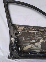 PORTA DIANTEIRA ESQUERDA PASSAT B6 2006 2007 A 2010 DETALHES