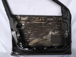 PORTA DIANTEIRA ESQUERDA PASSAT B6 2006 2007 A 2010 DETALHES