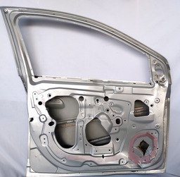 PORTA DIANTEIRA ESQUERDA ONIX PRISMA 2013 2014 A 20 AVARIA 