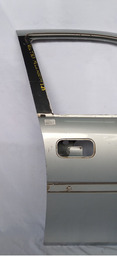 PORTA DIANTEIRA DIREITA VECTRA 1997 1998 A 2005