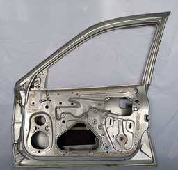 PORTA DIANTEIRA DIREITA VECTRA 1997 1998 A 2005