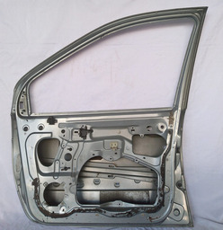 PORTA DIANTEIRA DIREITA SCENIC 1999 2000 A 2011 DETALHES 