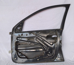 PORTA DIANTEIRA DIREITA PEUGEOT 206 207 HOGGAR DETALHES 