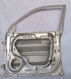PORTA DIANTEIRA DIREITA TUCSON 05 A 15 DETALHES