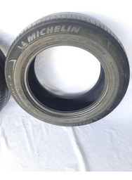 PAR PNEU MICHELIN PRIMACY 3 225/60R17   MEIA VIDA DETALHE