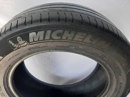 PAR PNEU MICHELIN PRIMACY 3 225/60R17   MEIA VIDA DETALHE
