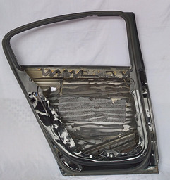 PORTA TRASEIRA ESQUERDA PASSAT B6 2006 2007 A 2010 DETALHE 