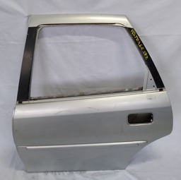 PORTA TRASEIRA ESQUERDA VECTRA  1997 A 2003