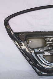 PORTA TRASEIRA ESQUERDA VECTRA ELITE 06 A 11 COM DETALHES 