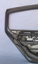 PORTA TRASEIRA ESQUERDA CLIO 2000 2001 A 2012