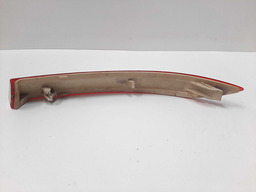 REFLETOR ESQUERDO PARACHOQUE TRASEIRO BMW X5 2011 DETALHE