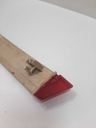 REFLETOR ESQUERDO PARACHOQUE TRASEIRO BMW X5 2011 DETALHE