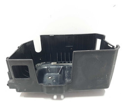 Suporte Caixa Bateria Gm Captiva 3.6 2008 A 2012 Detalhe