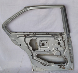 PORTA TRASEIRA ESQUERDA BMW 323 1994 A 1998 DETALHES NAS FOT