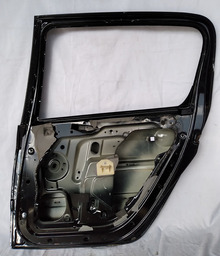 PORTA TRASEIRA DIREITA PEUGEOT HATCH/SEDAN 307 01A12 DETALHE