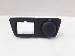 Tomada 12v C/ Moldura Gm Onix Turbo Premier 1.0 2020 A 2022