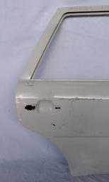 PORTA TRASEIRA DIREITA VOLKSWAGEN GOL G4 06 A 09 COM DETALHE