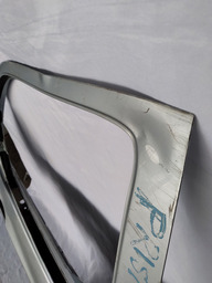 PORTA TRASEIRA DIREITA CELTA PRISMA 2007 08 A 2016 DETALHE 