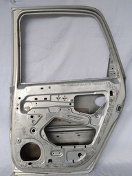 PORTA TRASEIRA DIREITA MERIVA 2003 2004 A 2012