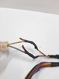 CHICOTE PORTA TRASEIRA ESQUERDA OUTLANDER 3.0 2008 DETALHE