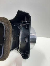 DIFUSOR DE AR LADO DIREITO DISCOVERY 3 2006 A 2008 DETALHE