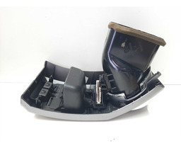 DIFUSOR DE AR LADO DIREITO DISCOVERY 3 2006 A 2008 DETALHE