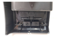 DIFUSOR DE AR LADO DIREITO DISCOVERY 3 2006 A 2008 DETALHE