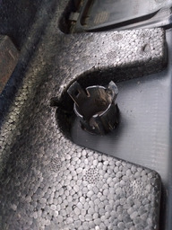 PARACHOQUE TRASEIRO DISCOVERY 3 2005 2006 A 2009 PEQ DETALHE