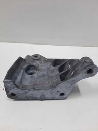 SUPORTE DA BOMBA HIDRÁULICA DISCOVERY 3 2.7 2006 A 2009