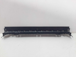 ACABAMENTO PORTA MALAS LAND ROVER DISCOVERY 3 2006 A 09