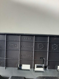 ACABAMENTO PORTA MALAS LAND ROVER DISCOVERY 3 2006 A 09