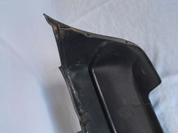 PARACHOQUE TRASEIRO UNO 1984 A 2003 DETALHE